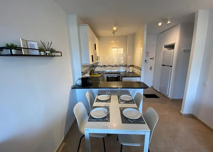 Apt Con Espectacular Vista, Piscinas, Recep 24 Hs