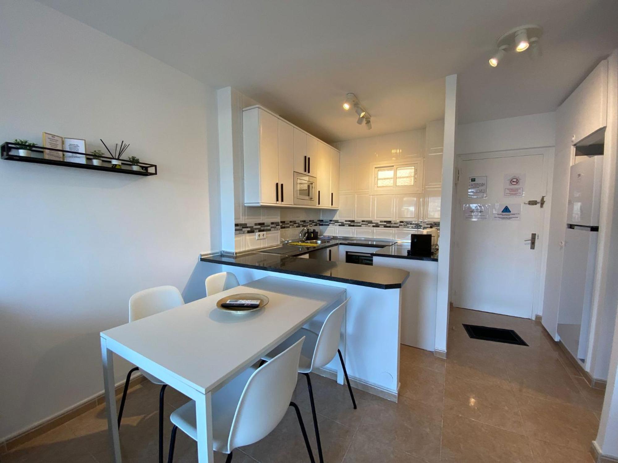 Apartment Con Espectacular Vista, Piscinas, Recep 24 Hs Benalmádena