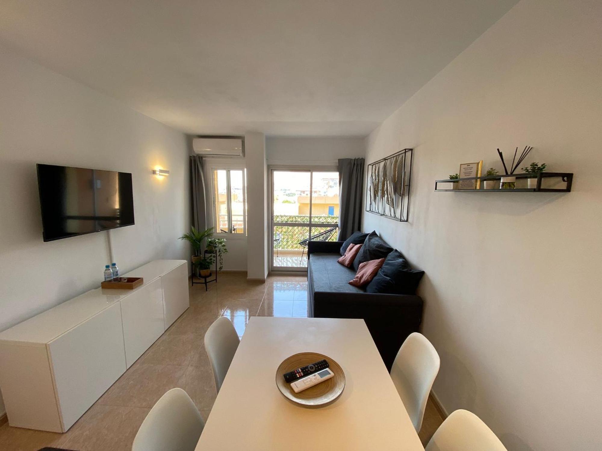 Con Espectacular Vista, Piscinas, Recep 24 Hs * Benalmádena
